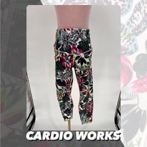 EUC Cardio Works Floral Leggings